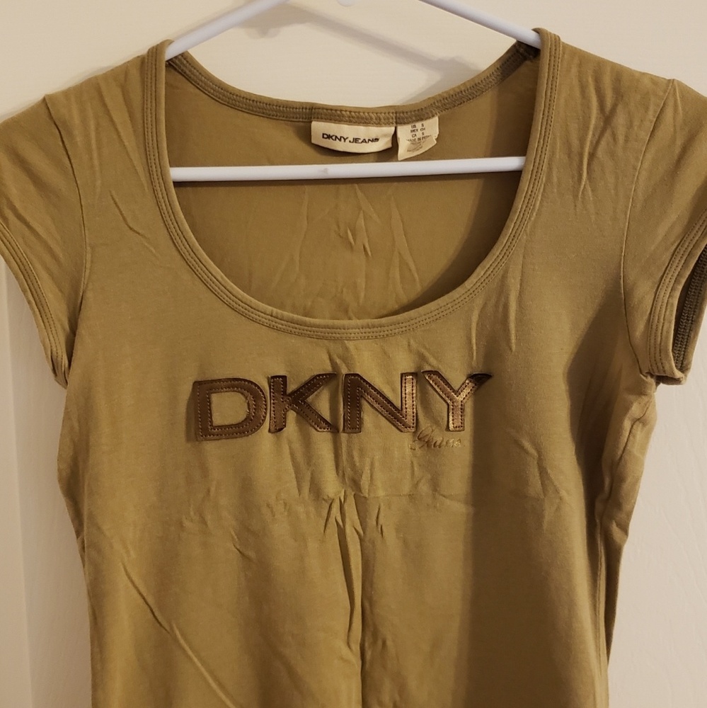 DKNY monogram t-shirt xs